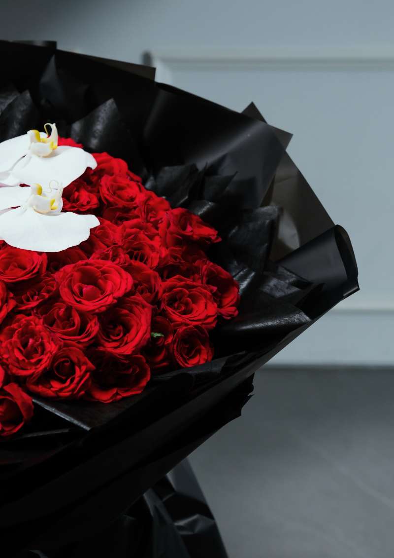 Fresh Flowers collection - Straight from the field — morning-cut, fragrant, and alive with colour. - Premium florist Jakarta