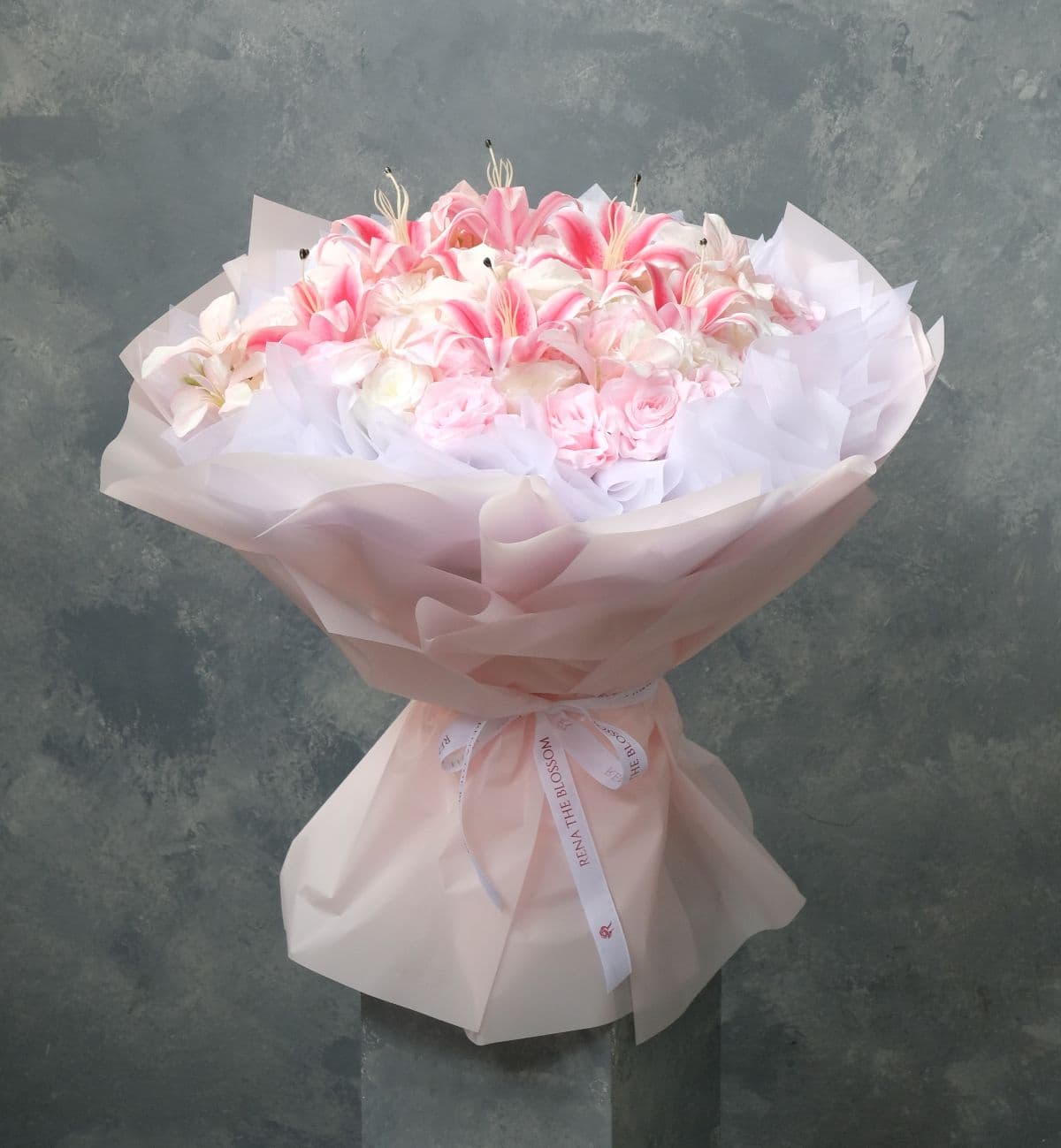 Lily Heaven - Artificial roses, lily & flamingo in pink & white — a permanently beautiful heaven. - Rena The Blossom Jakarta